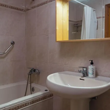 Apartamento Frente A La Concha Con Balcón - Marina 1