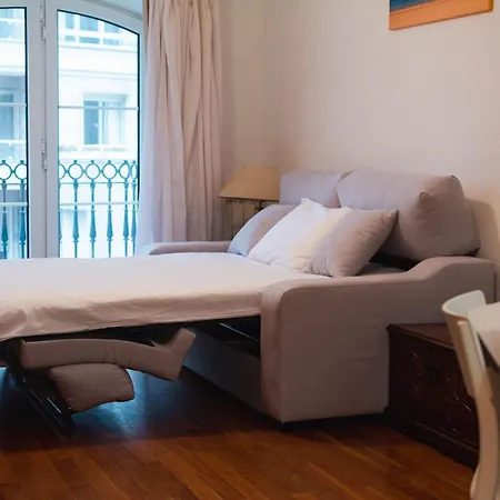 Agradable Con Balcon Frente A La Playa De La Concha - Marina 1 * San Sebastián