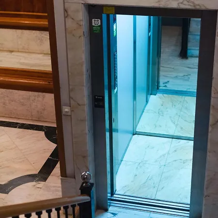 Agradable Con Balcon Frente A La Playa De La Concha - Marina 1 San Sebastian