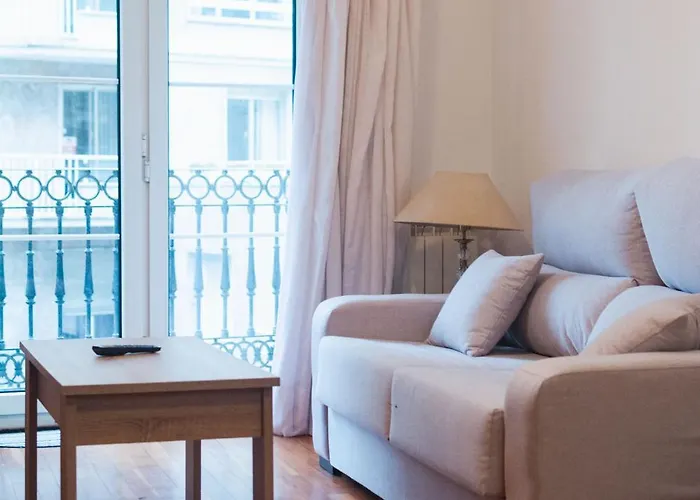 Apartment Agradable Con Balcon Frente A La Playa De La Concha - Marina 1 *